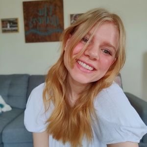 Meet your Posher, Jillian